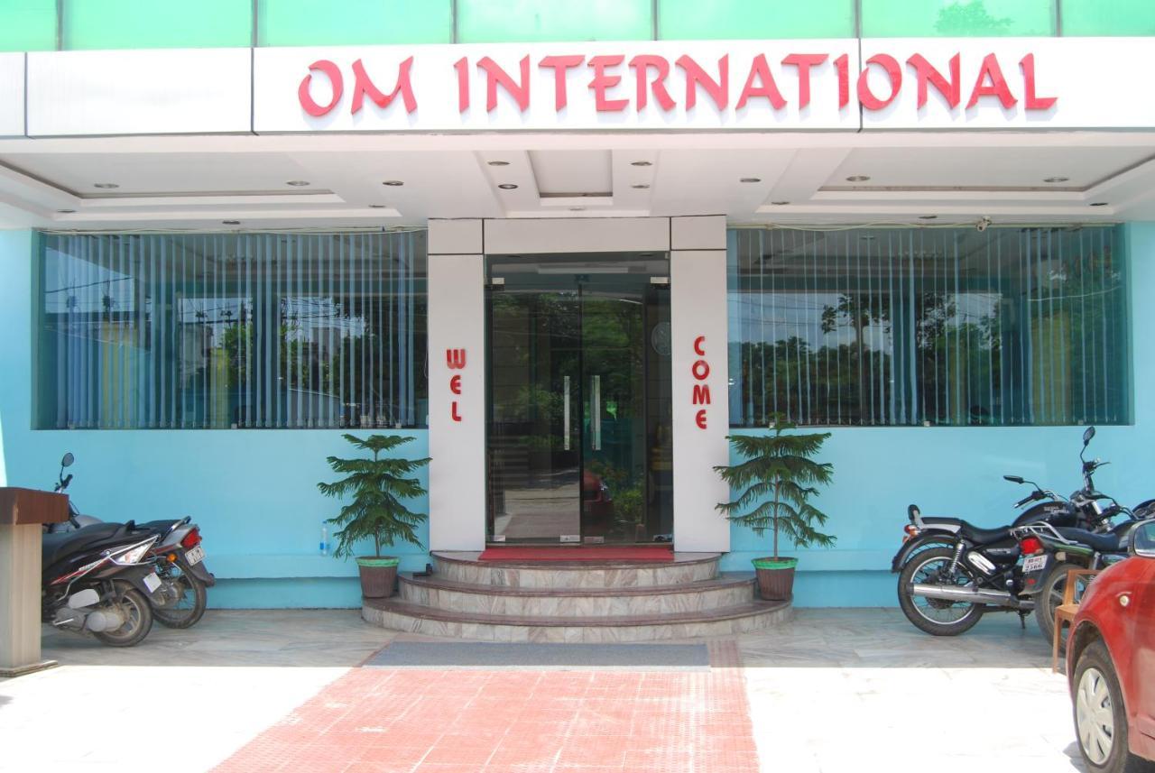 Hotel Om International Bodh Gaya Exteriör bild