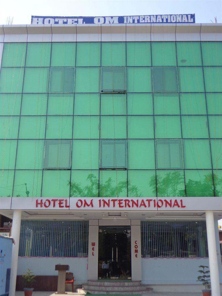 Hotel Om International Bodh Gaya Exteriör bild